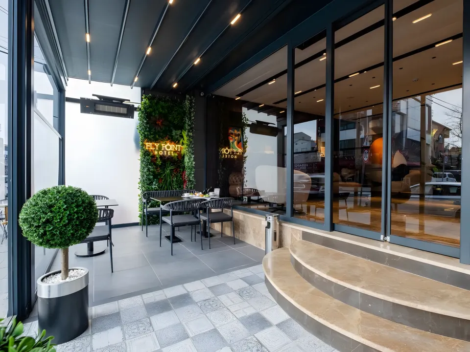 Fly Point Hotel