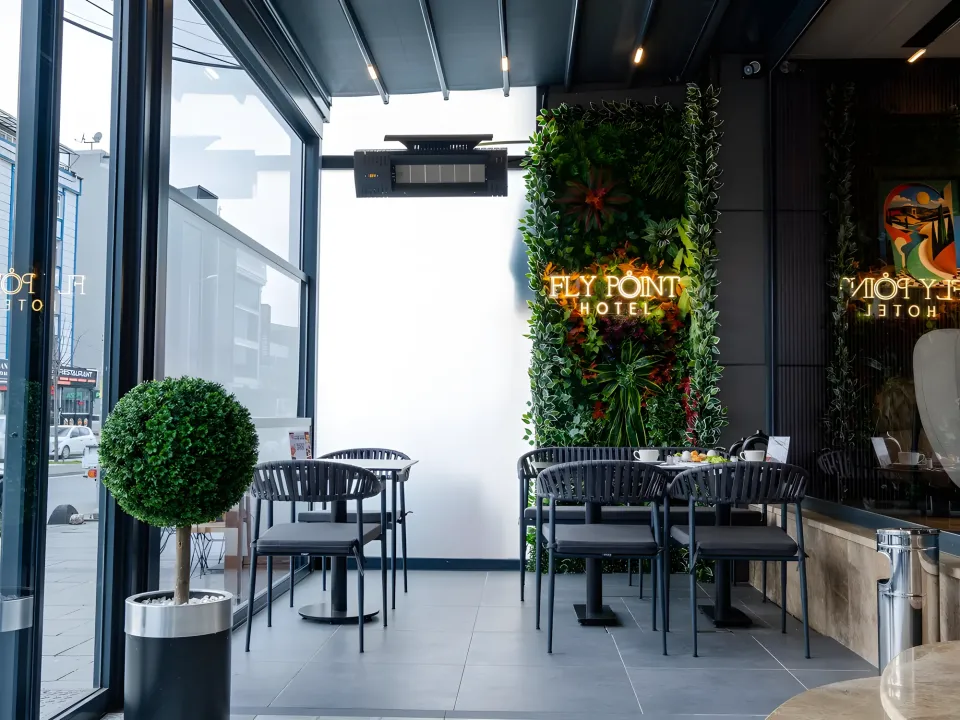 Fly Point Hotel